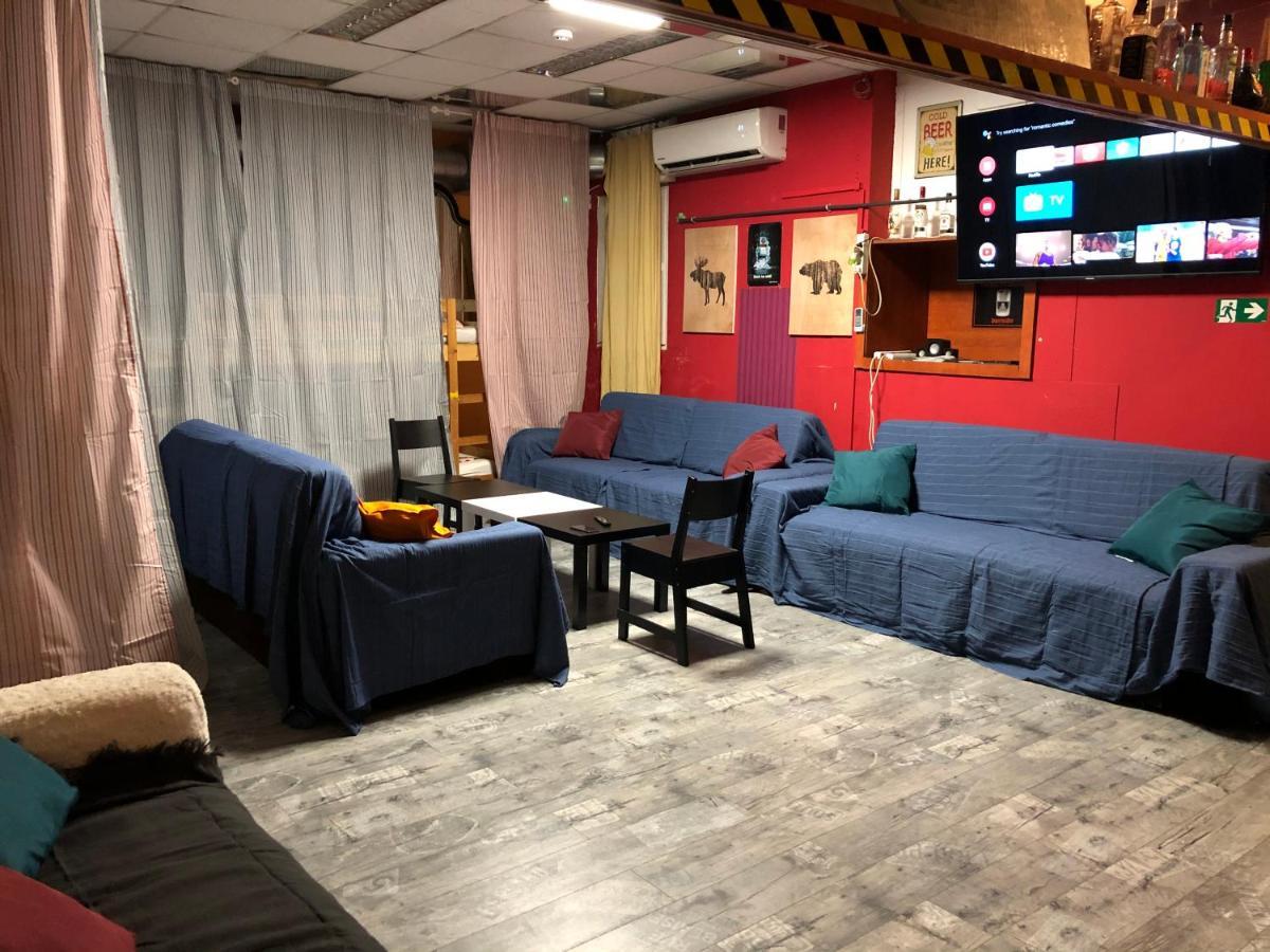 Whole Basement Former Pub2 For Stag Do, Men'S Cave Budapest Esterno foto