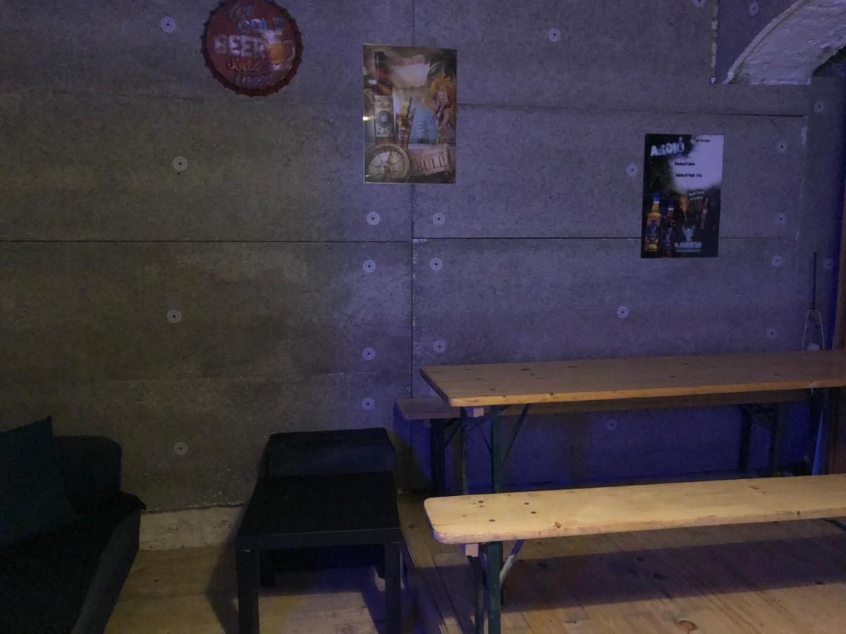 Whole Basement Former Pub2 For Stag Do, Men'S Cave Budapest Esterno foto