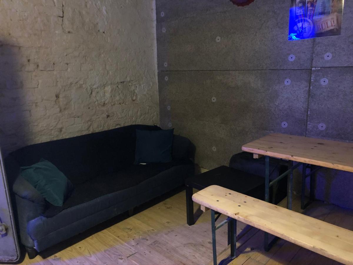 Whole Basement Former Pub2 For Stag Do, Men'S Cave Budapest Esterno foto