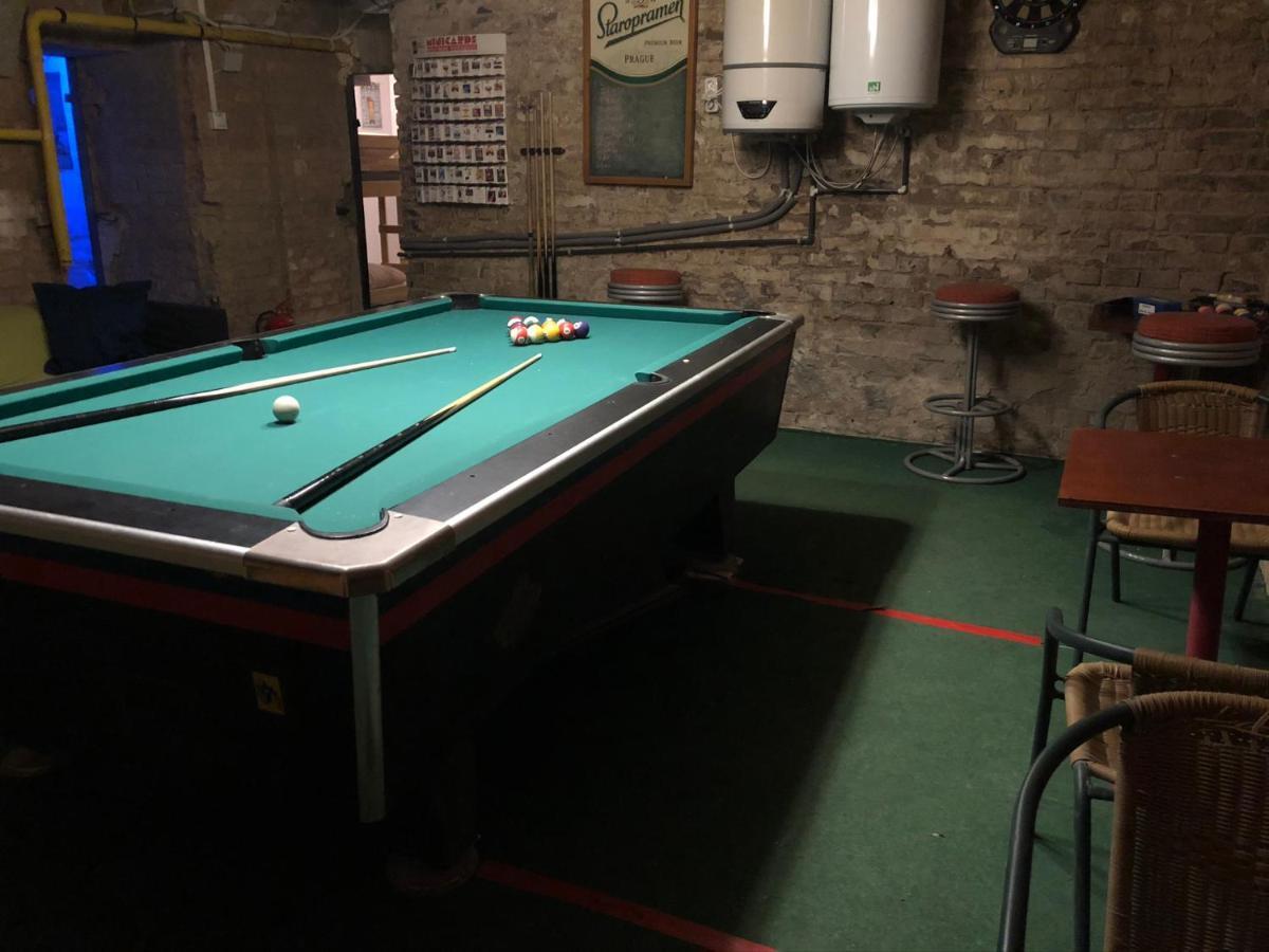 Whole Basement Former Pub2 For Stag Do, Men'S Cave Budapest Esterno foto